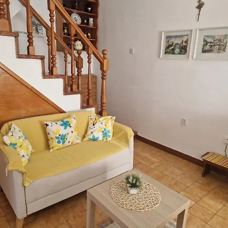 Seaside House Gradac, Makarska - 24759 بيت للعطل